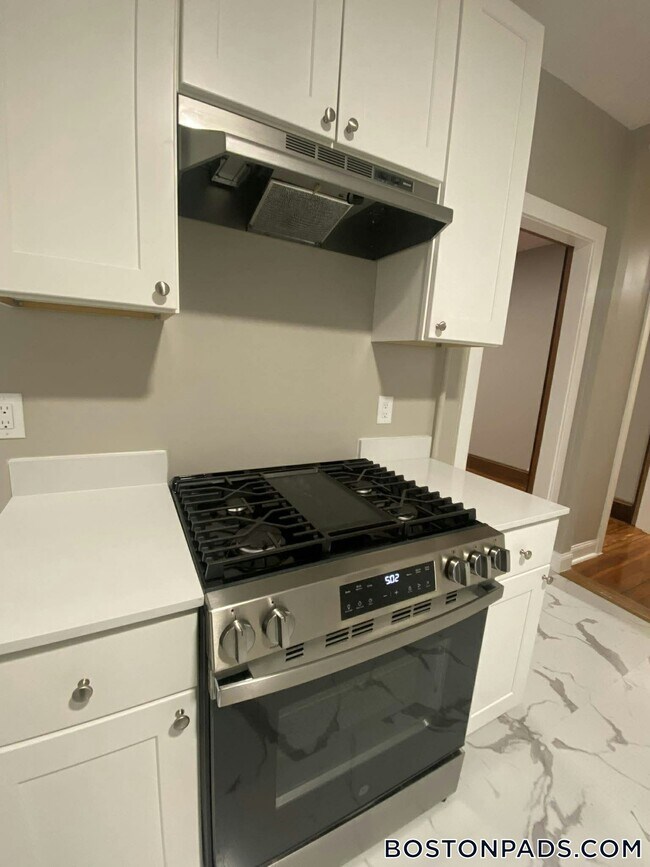 Building Photo - 1238 Blue Hill Ave