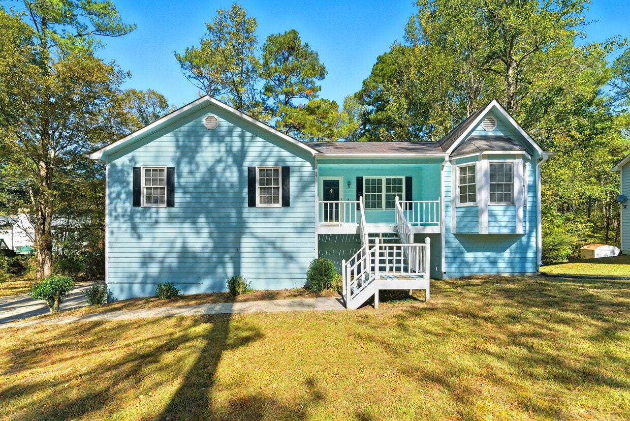 Primary Photo - 50 Willowbrook Ct