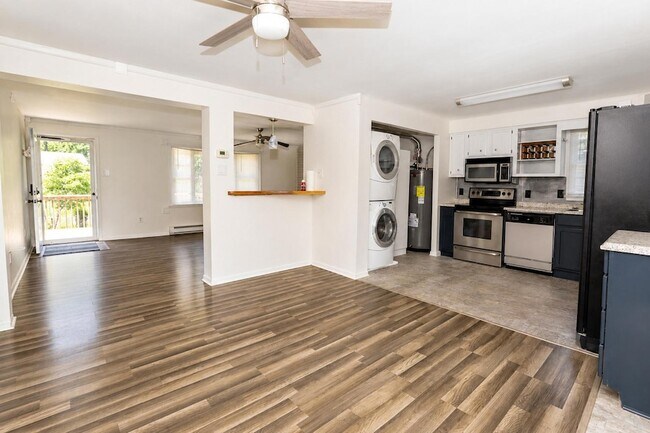 Foto del edificio - 427 Dogwood Dr