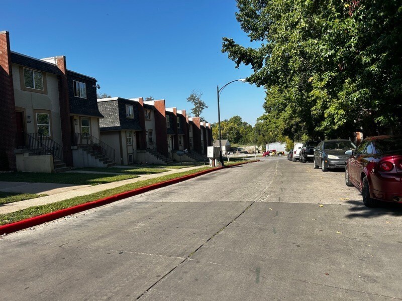 Hilltop Townhomes Townhomes for Rent Kansas City, KS