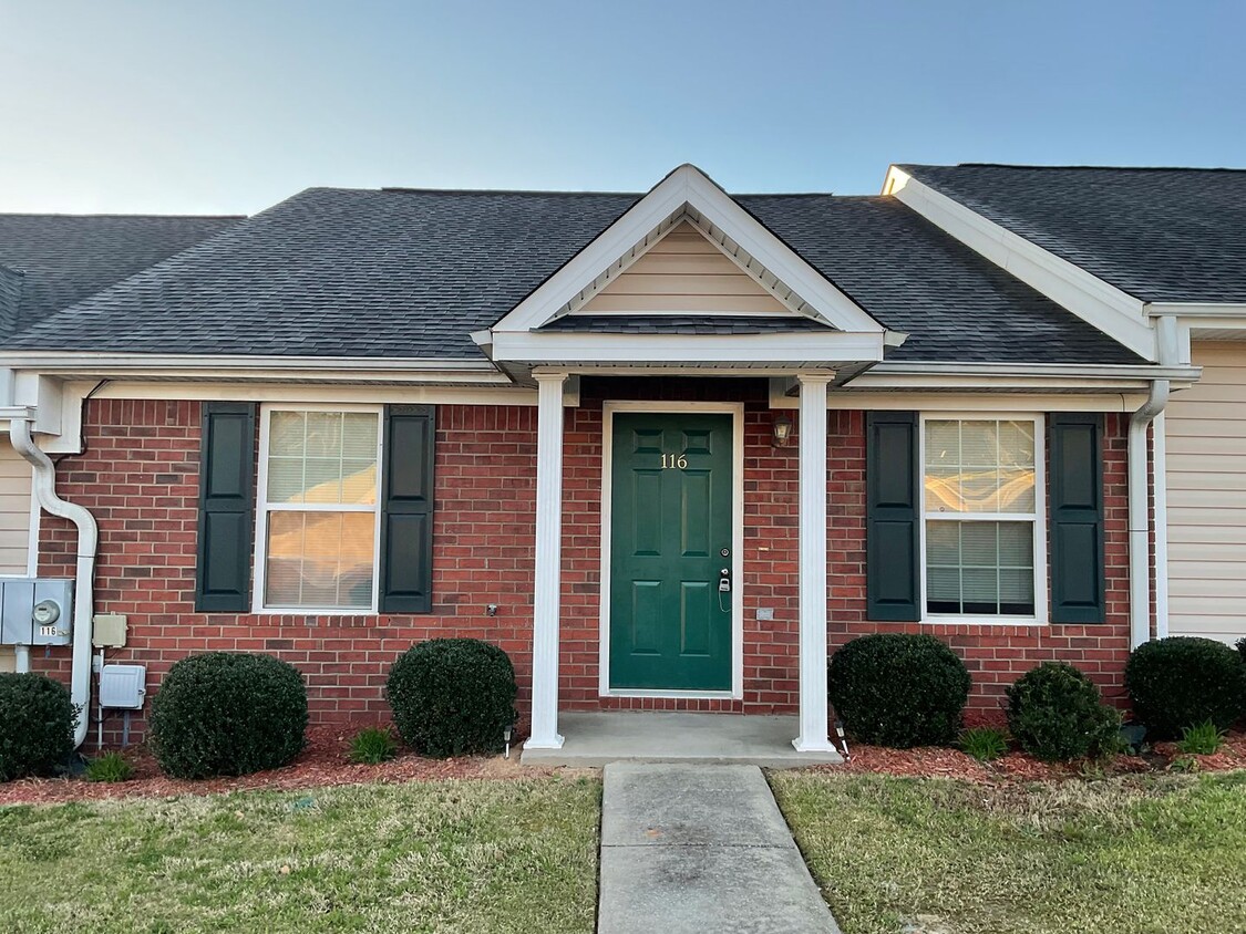 Foto principal - Townhome in Grovetown