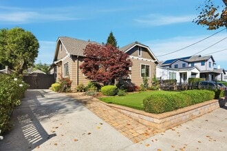 Building Photo - 1212 Mills Ave