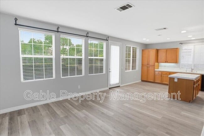 Building Photo - 23206 Brooke Ln