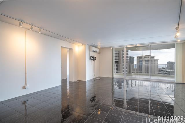 Foto del edificio - 469 Ena Rd