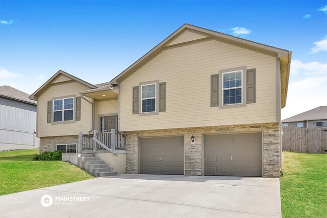 Building Photo - 1309 NW High View Dr