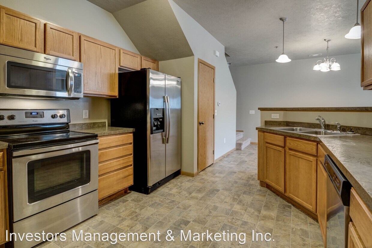 Foto principal - 2102-2258 Landmark Cir