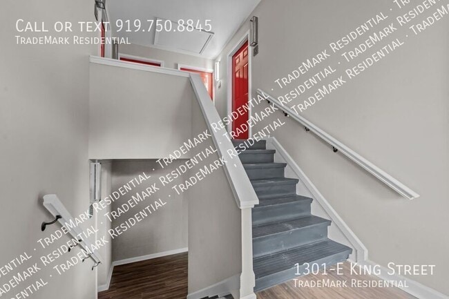 Building Photo - 1301 King St
