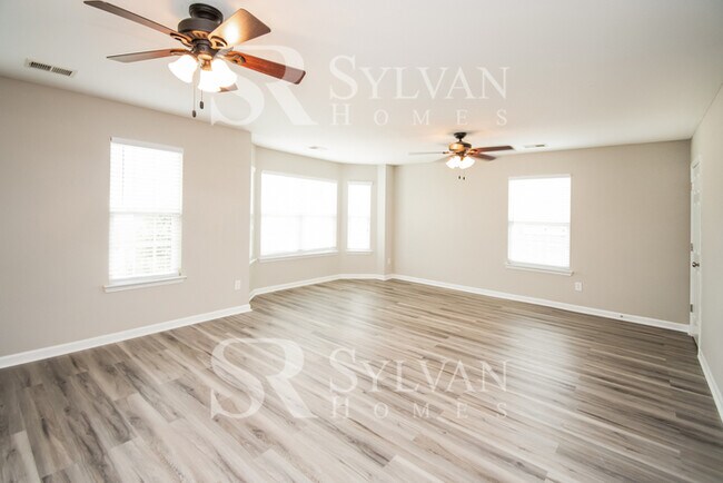 Foto del edificio - At Last, This Is What You Have Been Searching For!