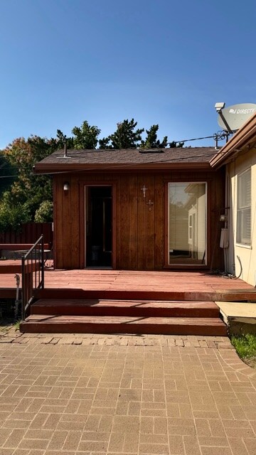 Foto del edificio - 1530 W 23rd St