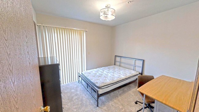 Foto del edificio - 502 E Springfield Ave