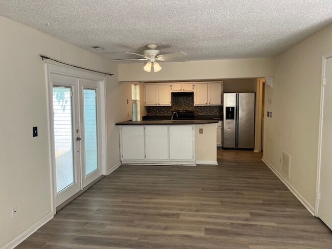 Building Photo - COLUMBUS STATION CONDO