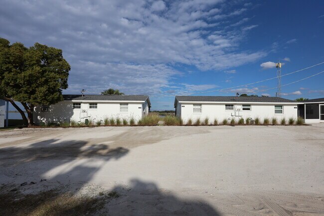 Foto del edificio - 1203 W Pierce St