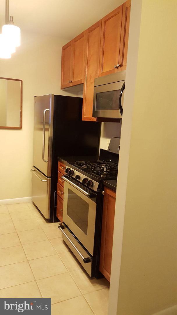 Foto del edificio - 851 N Glebe Rd