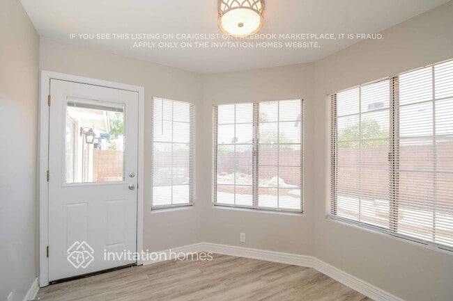 Foto del edificio - 5925 W Shangri La Rd