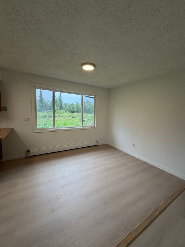 Foto del edificio - LONG-TERM RENTAL
