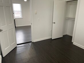 Building Photo - 5 McAvoy St