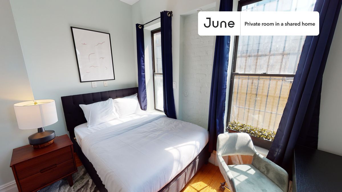 Room in Shared 2 bed/1 bath home - Room in Shared 2 bed/1 bath home