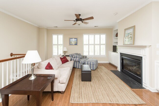 Building Photo - 2 Bedroom 2.5 Bath Townhouse in Dunes West...