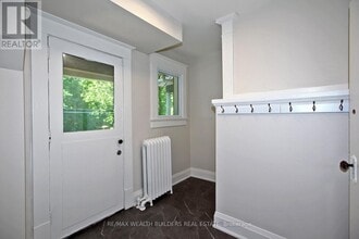 Building Photo - 163 Parkside Dr