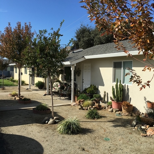 Building Photo - 8 Multi-Family Units + 1 Commercial Unit