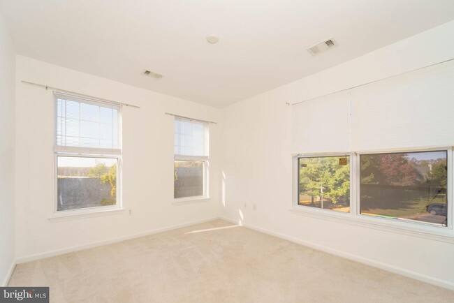 Building Photo - 11311 Aristotle Dr