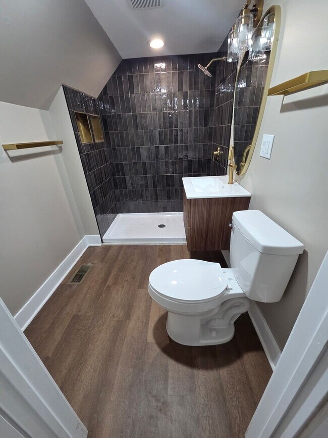 Foto del edificio - 2955 E 80th Pl