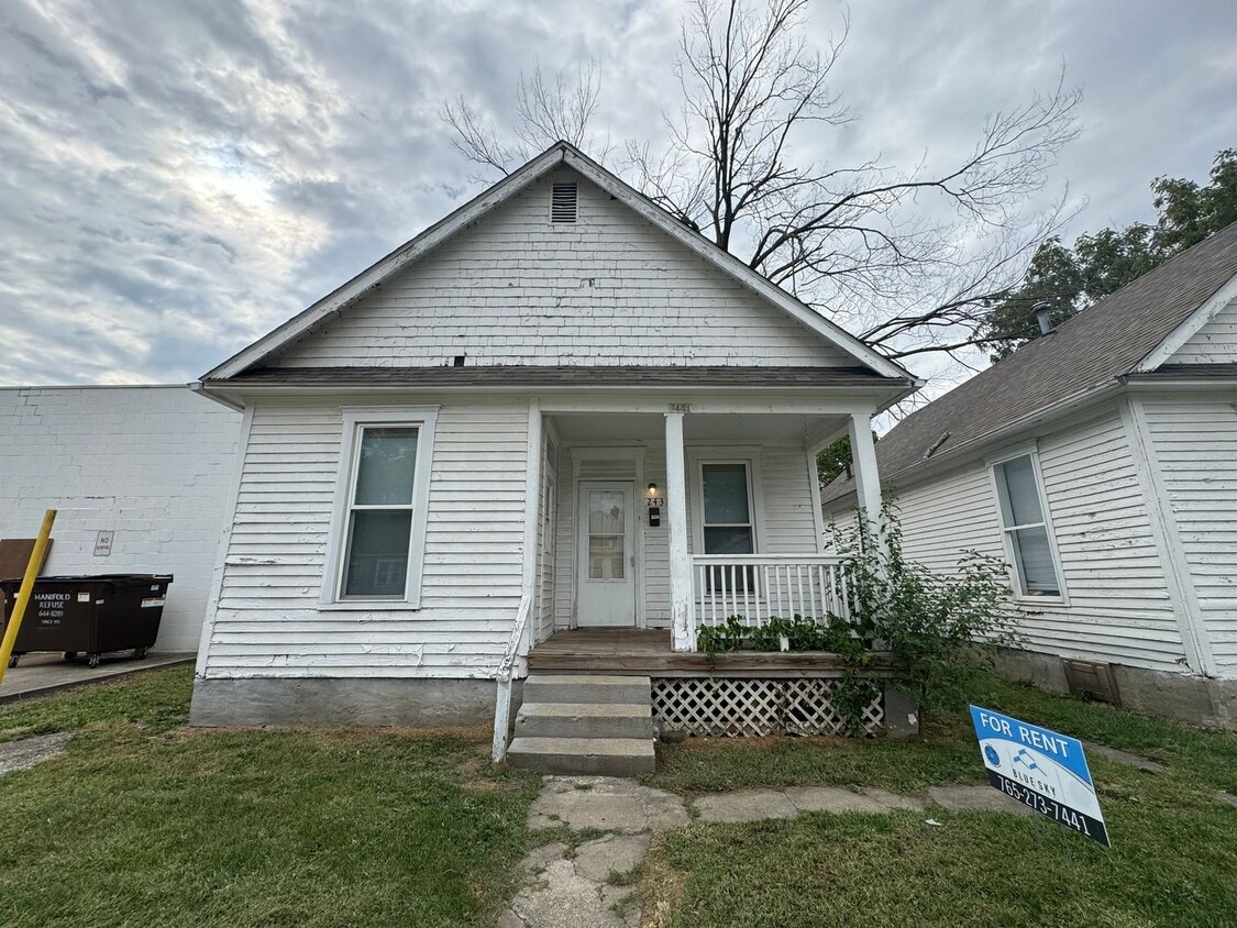 Primary Photo - Cozy two bedroom with front porch