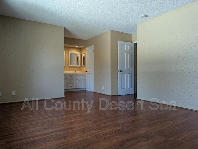 Building Photo - 18231 Crater Lake Ct