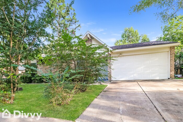 Primary Photo - 5714 Golden Grove Ln