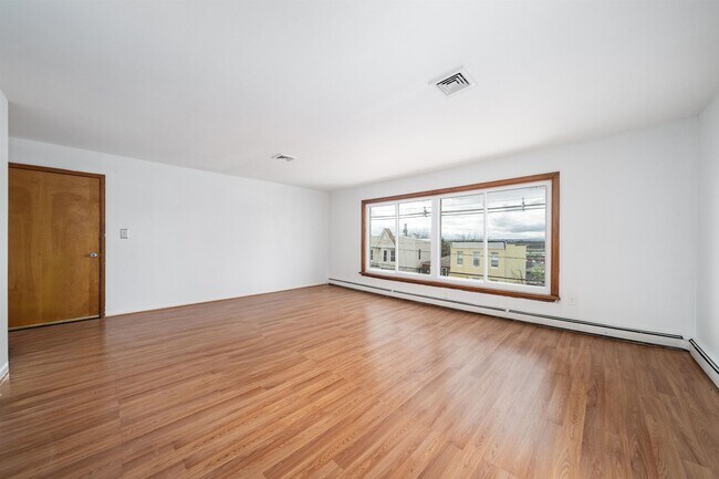 Foto del edificio - 414 Liberty Ave