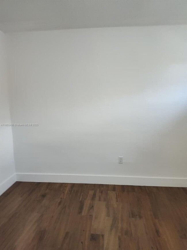 Building Photo - 655 Eldron Dr