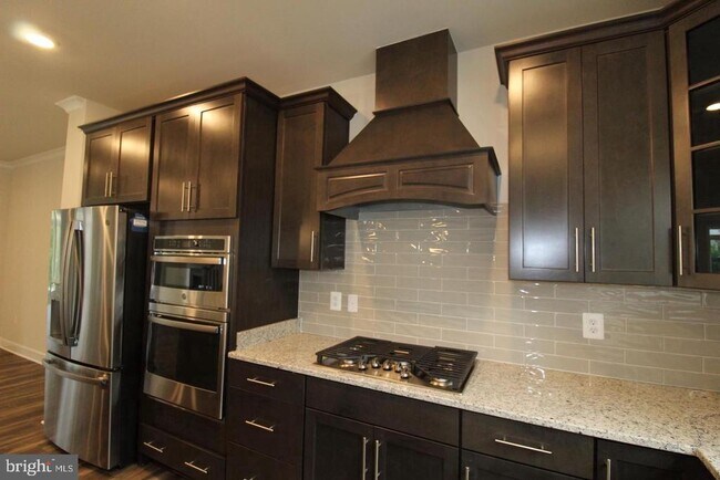 Foto del edificio - 22466 Foundation Dr