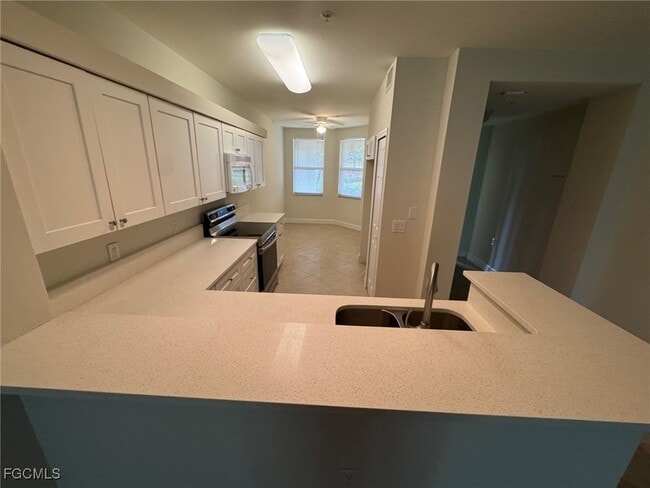 Foto del edificio - 11001 Gulf Reflections Drive