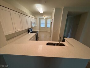 Building Photo - 11001 Gulf Reflections Drive