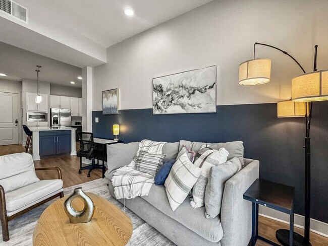 Foto del edificio - 310 N Malcolm X Blvd