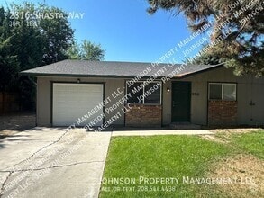 Building Photo - 2316 Shasta Way