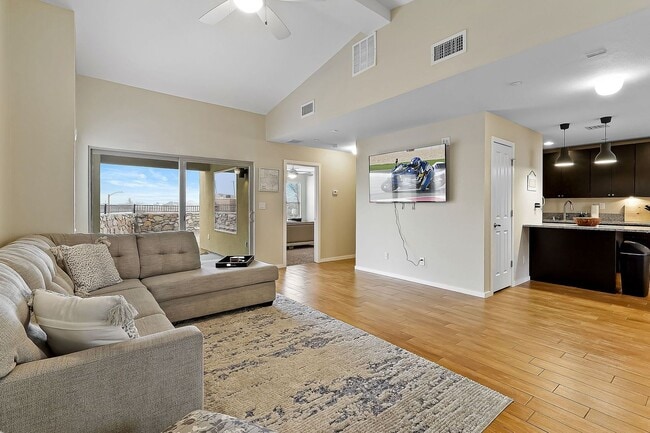 Building Photo - Spectacular Two Story Westside Duplex With...