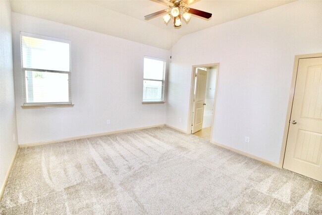 Foto del edificio - 6139 Norwood Meadows Ln