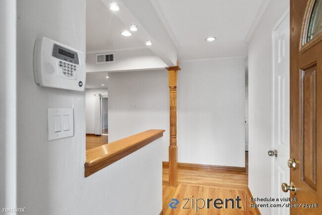 Foto del edificio - 3 br, 2 bath House - 1131 Kentwood Avenue,...