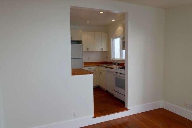 Building Photo - 1 Eastwind St