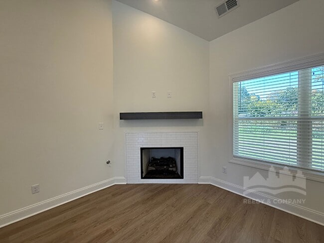 Building Photo - Beautiful NEW BUILD in Olive Branch, MS!