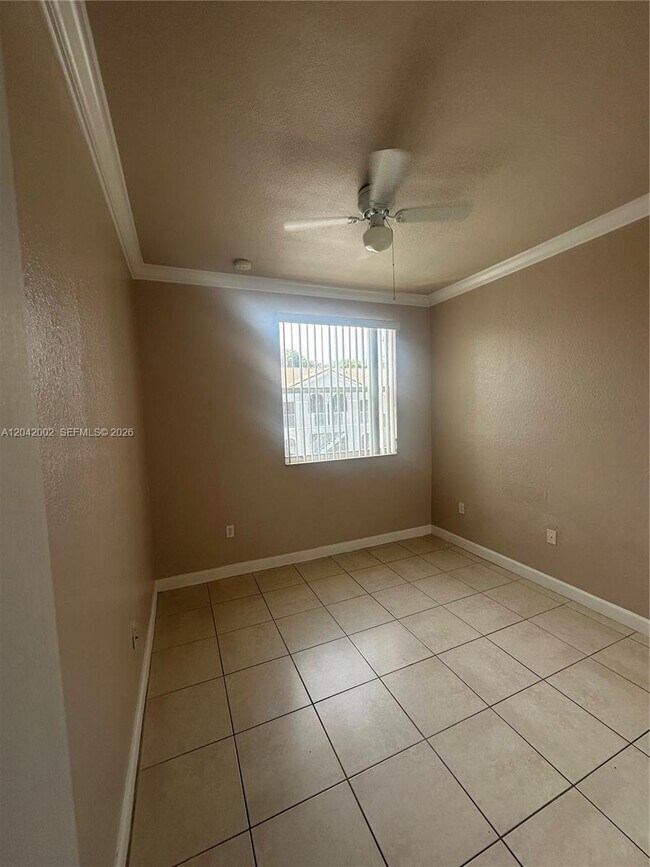 Foto del edificio - 1656 SE 29th Ct