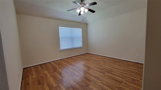 Building Photo - 13422 High Banks Ln