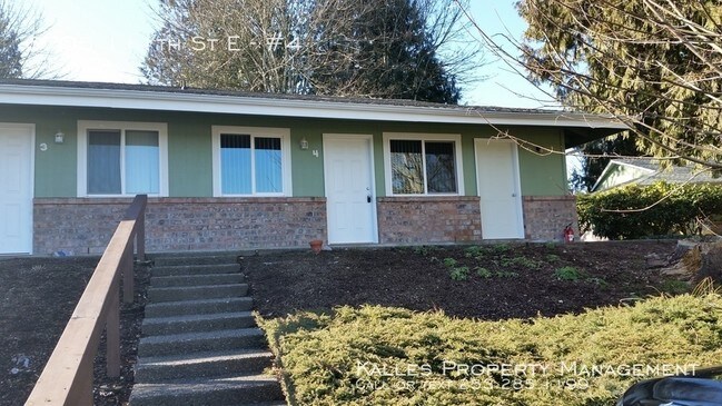 Foto del edificio - Cute 1 Bed 1 Bath 4-Plex in Puyallup