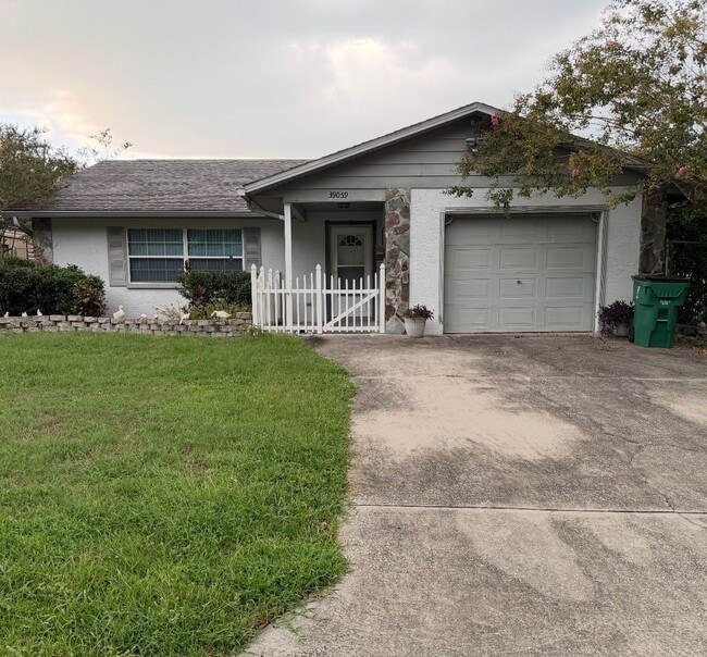Charming 3/2- Heart of Zephyrhills - Charming 3/2- Heart of Zephyrhills House