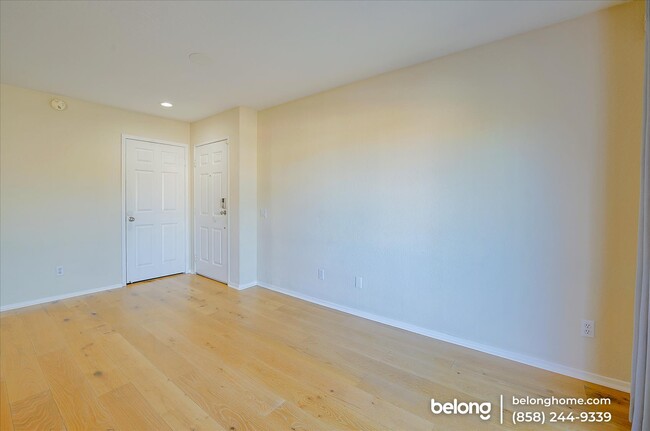 Building Photo - 13933 Midland Rd