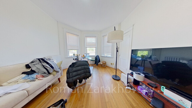 Foto del edificio - 42 Strathmore Rd