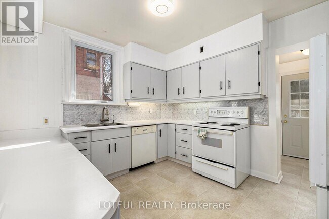 Photo du bâtiment - 30 Foster St