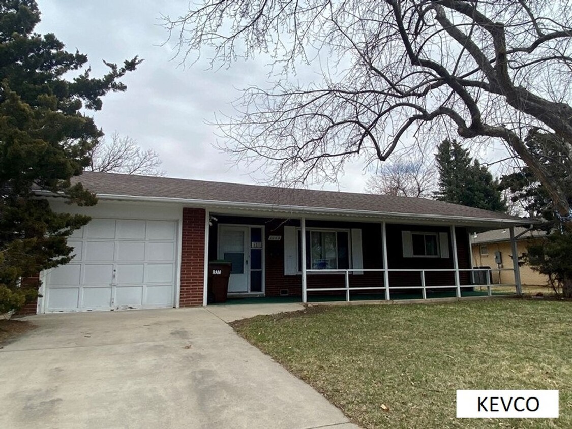 Foto principal - Ranch-Style Home in Campus West