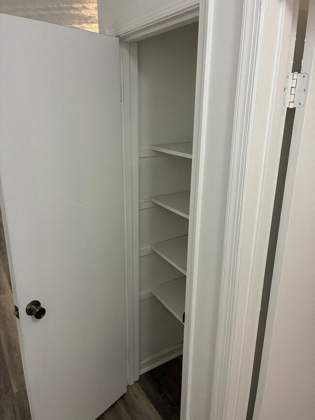 Foto del edificio - 116 Holland Cir